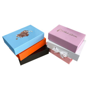 Scarlett Hair Custom wholesale folding magnetic gift boxes with "Hair Gems" logo